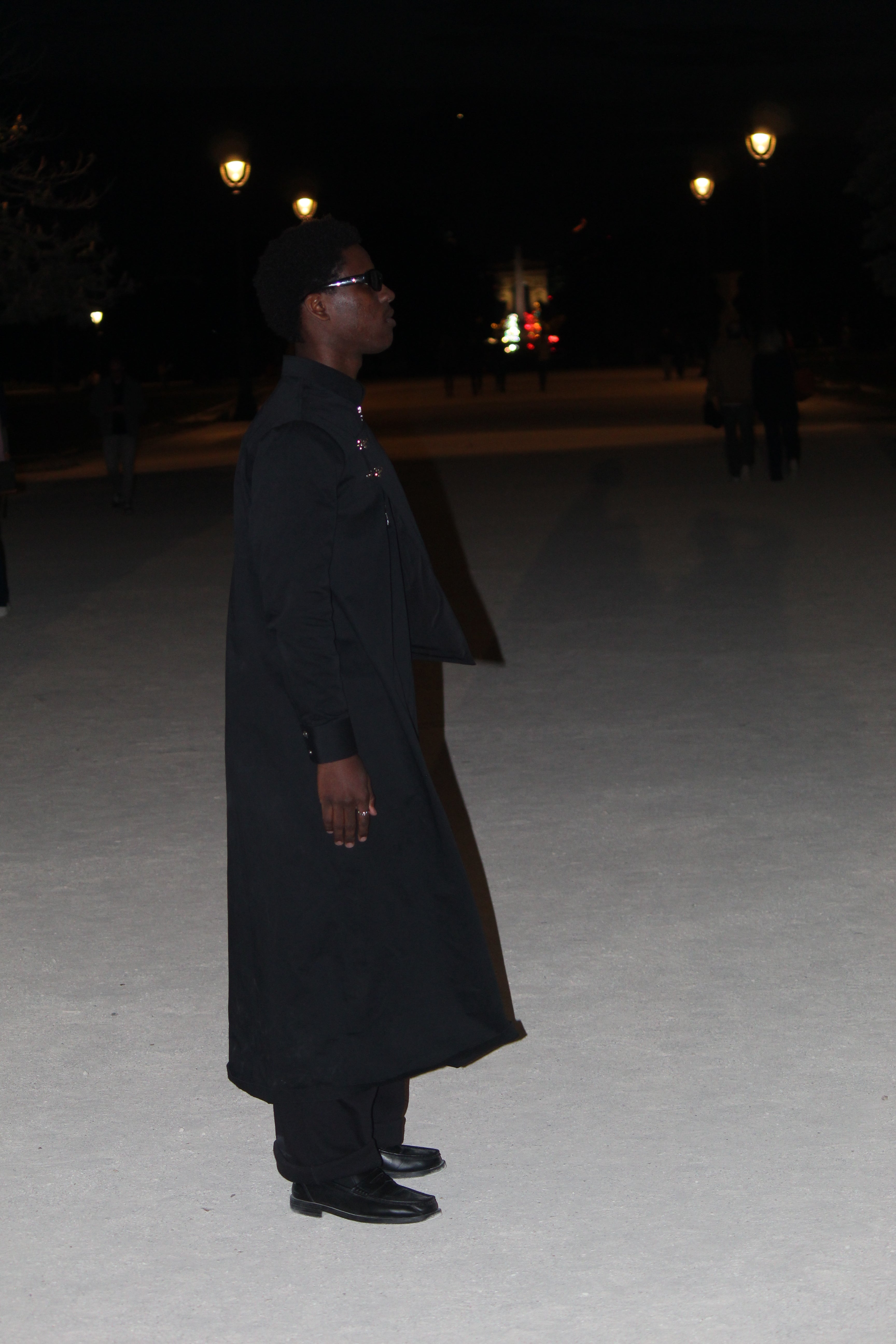 Qamis Stride